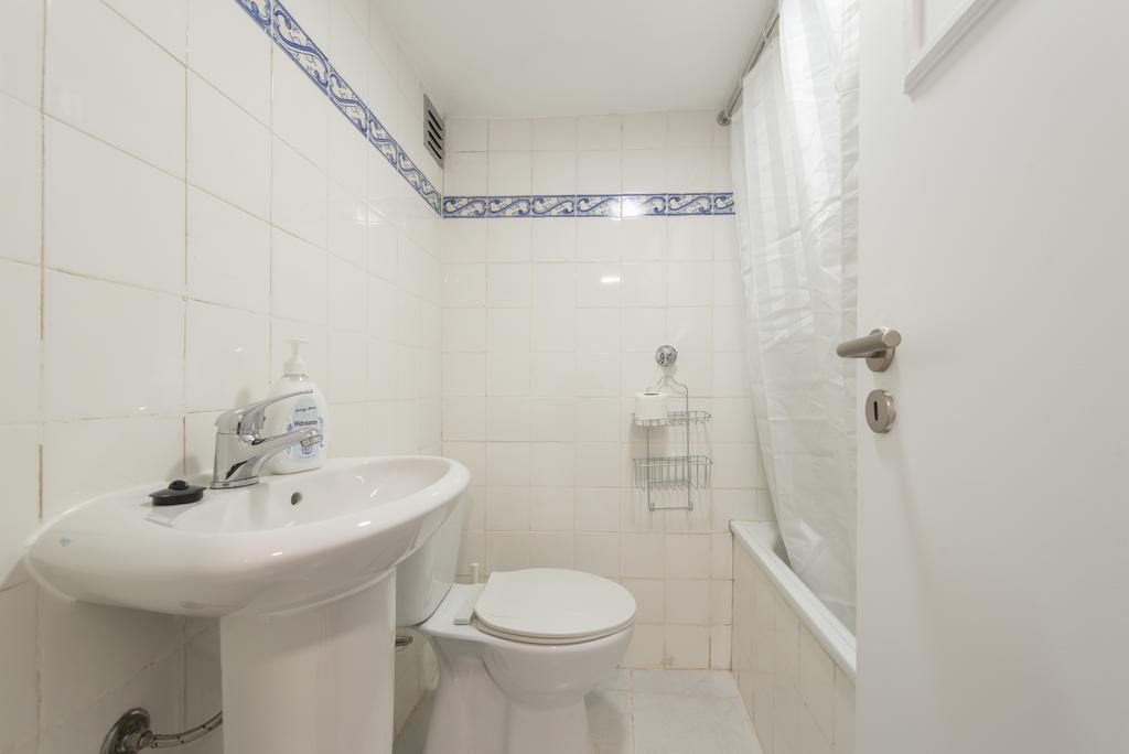 Cozy apartment in Bairro Alto I Lisbona Esterno foto